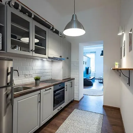 Lion Apartman * Segedyn